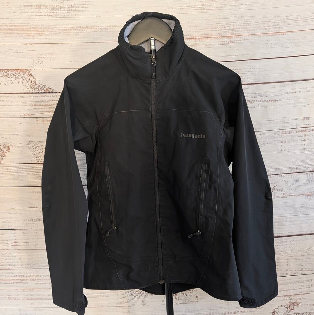 Patagonia Diamond Quilted Bomber Jacket Women S Black Insulated Hooded Outdoor